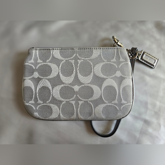 Coach Metallic Silver Wristlet with Black Strap - Picture 2 of 12